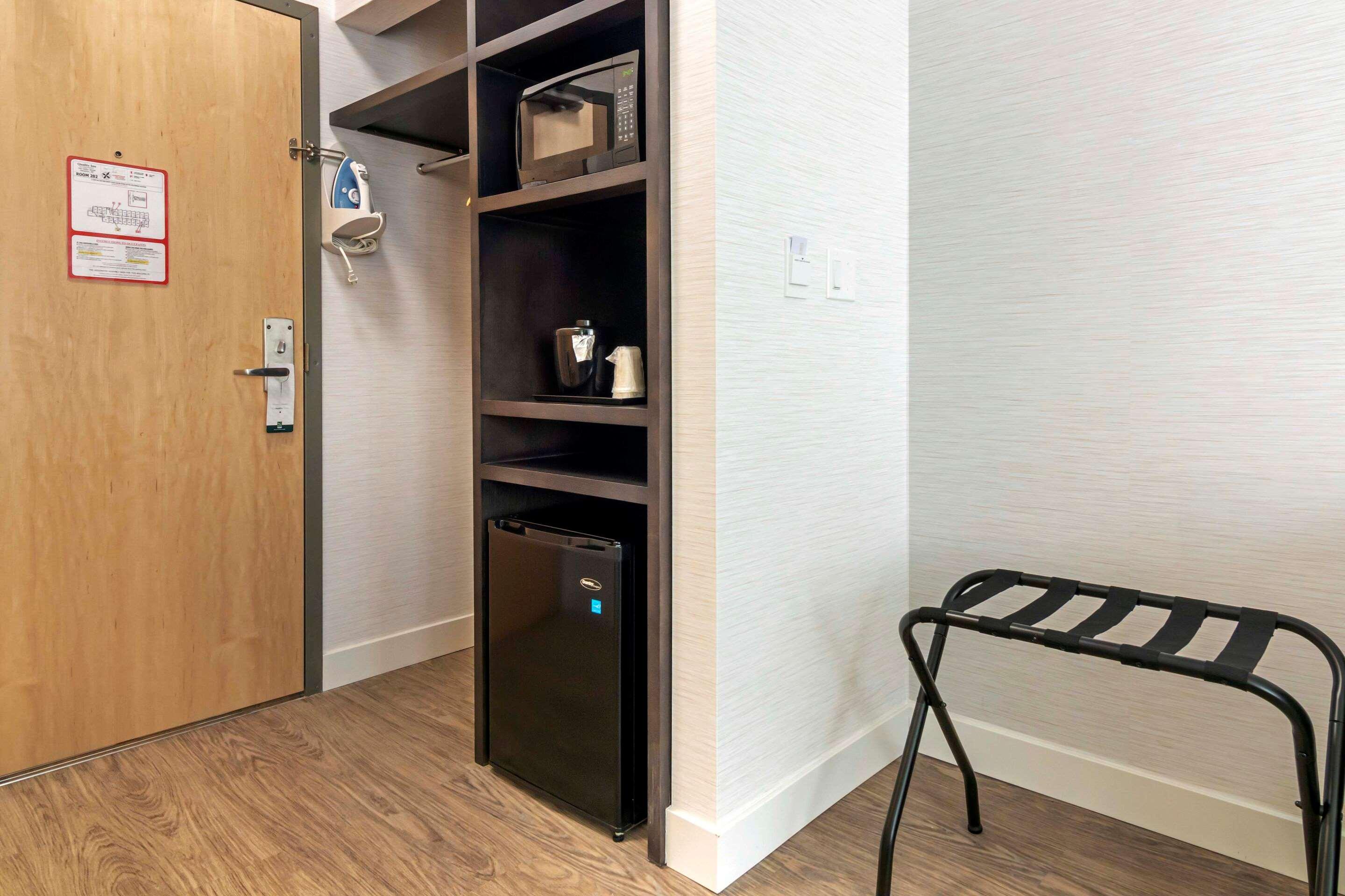 Quality Inn ナナイモ エクステリア 写真